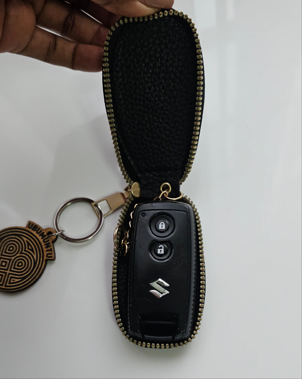 Leather Key Holder Pouch – Sleek, Secure & Stylish