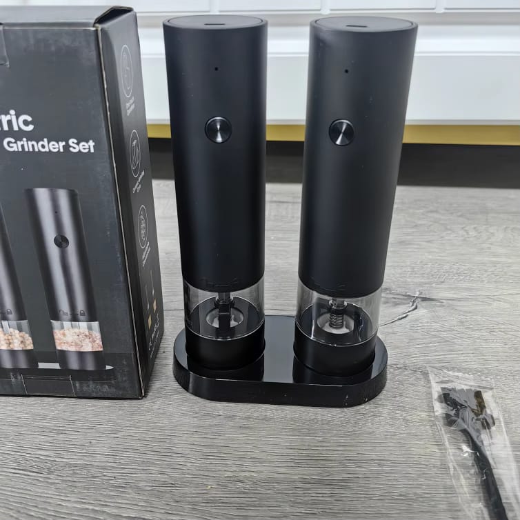 Electric Salt & Pepper Grinder