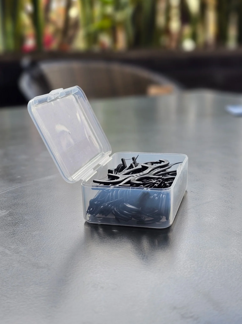 Dental Dispenser + pack of 100 dental floss