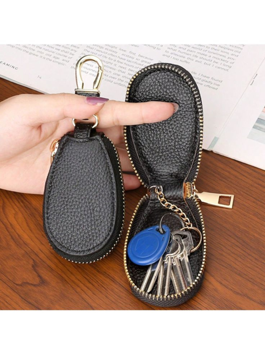Leather Key Holder Pouch – Sleek, Secure & Stylish